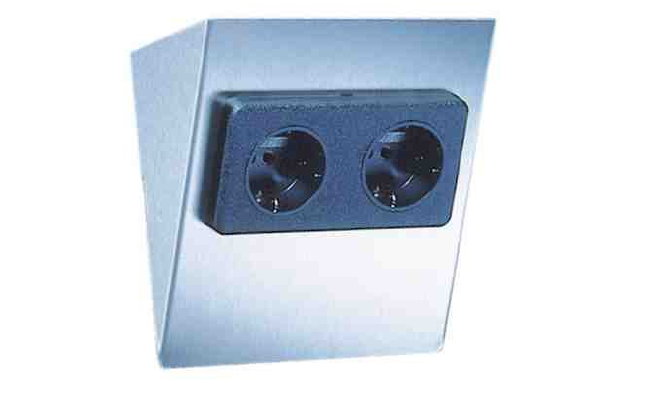 Stopcontact onder keukenkast: onderbouw contactdoos voor onder een bovenkastje Stopcontact onder keukenkast: onderbouw contactdoos voor onder een bovenkastje