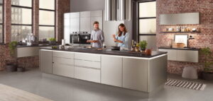 RVS keuken met keukeneiland, Nobilia INOX 216