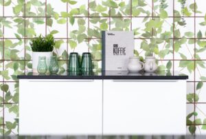 Stoer keuken wandpaneel met bladeren in een plantenrek print