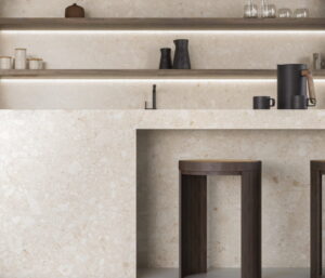 Natuursteen look Dekton Ava keukenblad, achterwand en kookeiland met bar