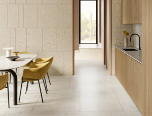 Mediterrane Dekton Ava, Polar & Sandik in keukenblad, achterwand, eettafel, vloer en wanden 