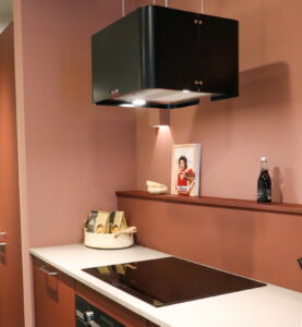 Recirculatie design eilandafzuigkap zwart van ETNA Recirculatie design eilandafzuigkap zwart van ETNA