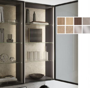 Air vitrinekast met smal frame, onzichtbare scharnieren en achterwand keuze Air vitrinekast met smal frame, onzichtbare scharnieren en achterwand keuze